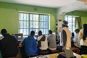 Bottom-up trainings in digital literacy for and by young people from Kibera, Nairobi