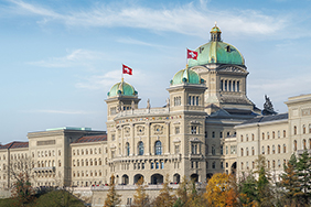Bundeshaus, Diego Grandi, shutterstock